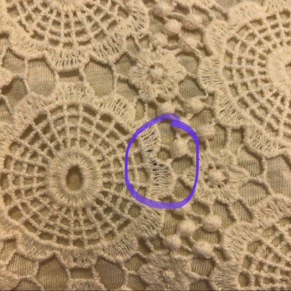 Lucky Brand Lace Inset Tee in Cream - Picture 6 of 6